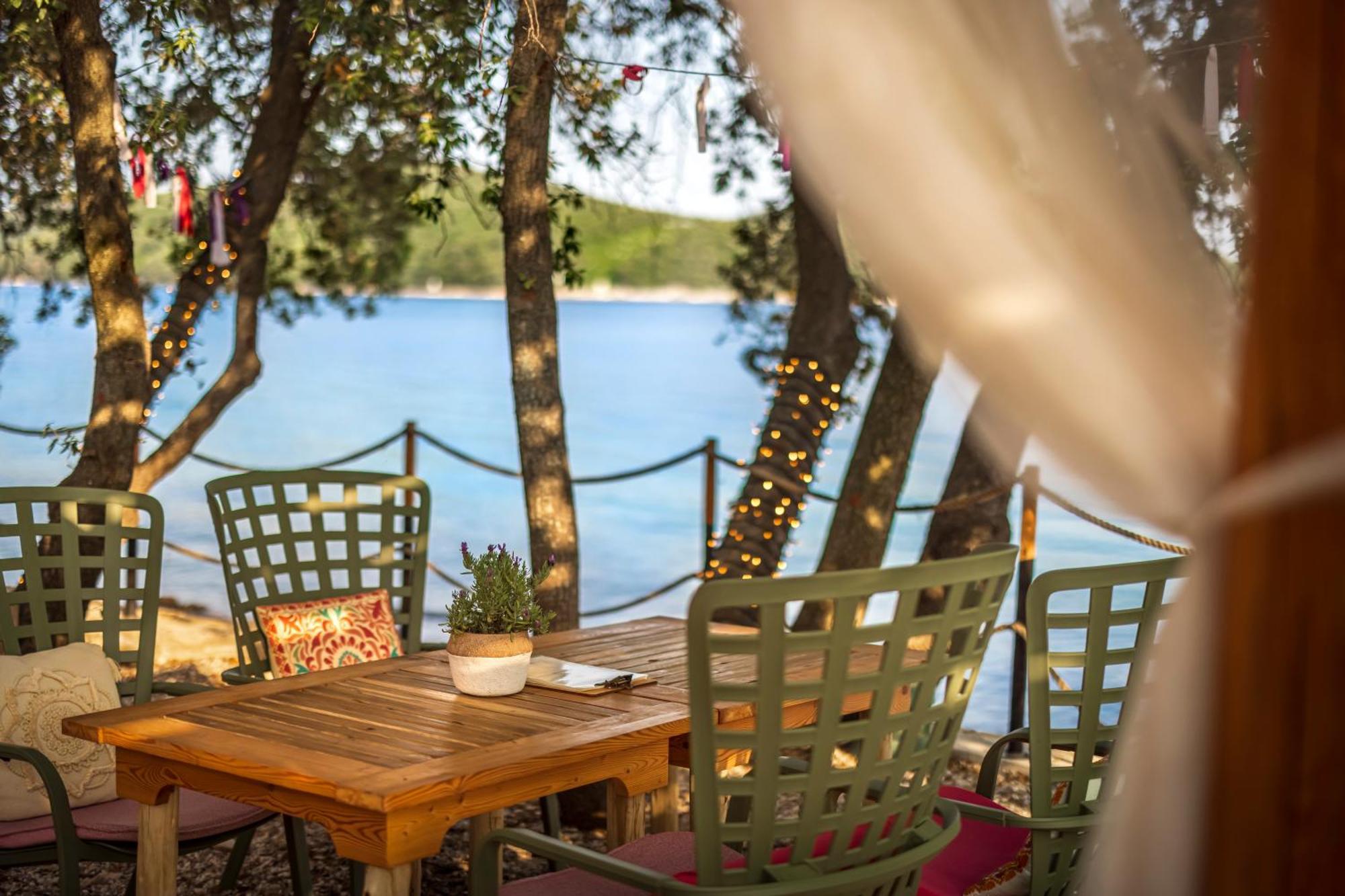 Maistra Camping Koversada Uncovered Naturist Pitches Vrsar Dış mekan fotoğraf